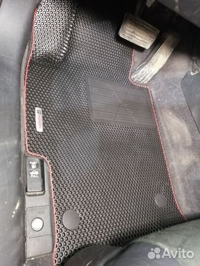 Ево автоковрики 3Д с бортиками edag