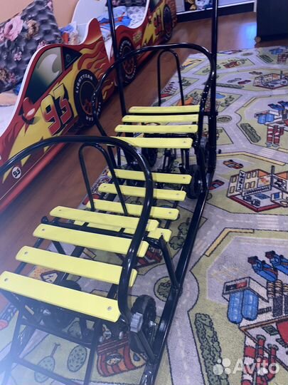 Санки для двойни с колесами