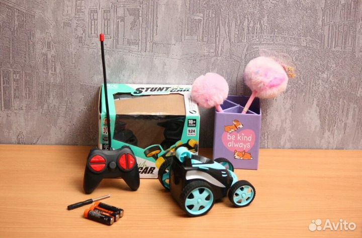 Машинка на радиоуправлении, вездеход