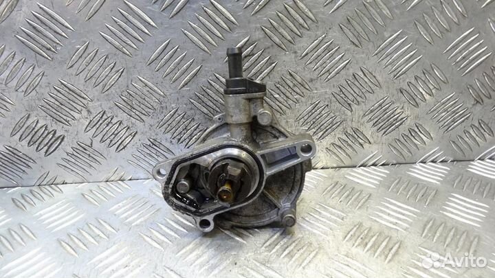 Насос вакуумный Hyundai i30