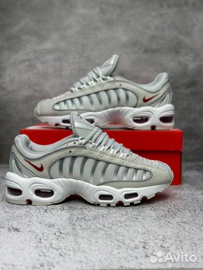 Удобные Nike Air Max Tailwind