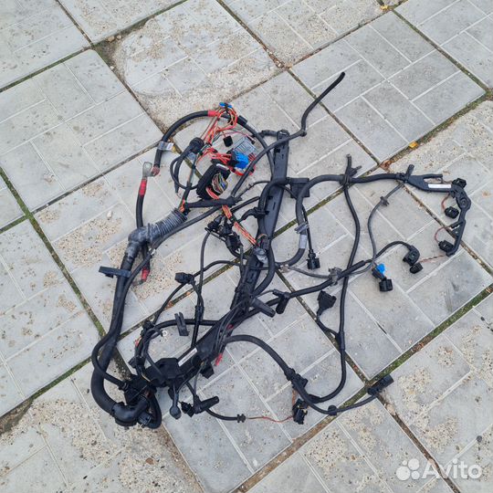 Проводка двигателя BMW X3 E83Правый руль