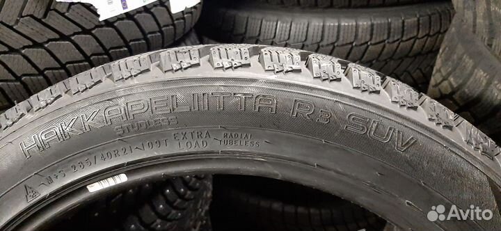 Nokian Tyres Hakkapeliitta R3 SUV 285/40 R21 109T