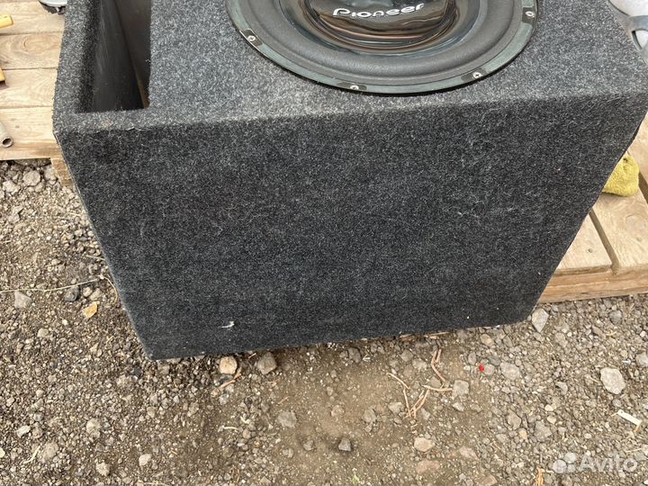 Сабвуфер Pioneer 12 в коробе (щель)