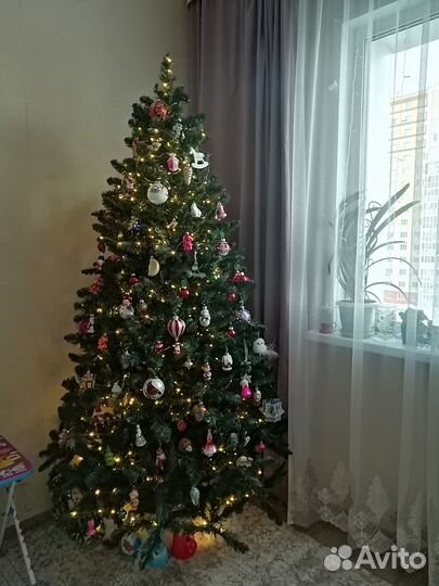 Ель искуственная 210