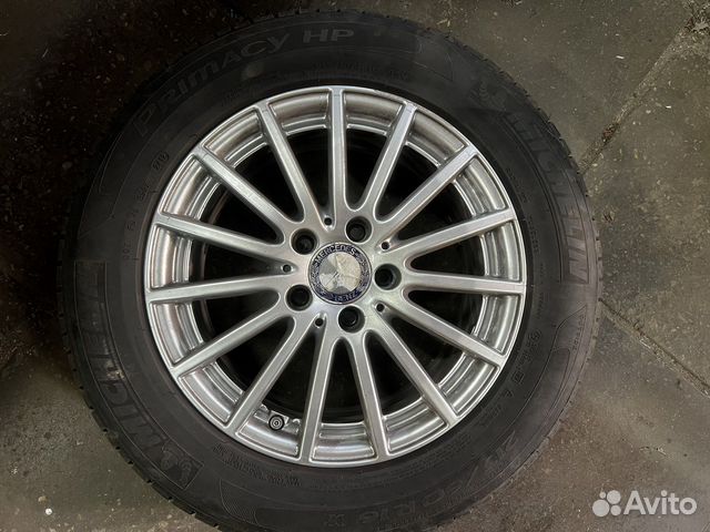 Оригинальные диски с резиной Mercedes W205