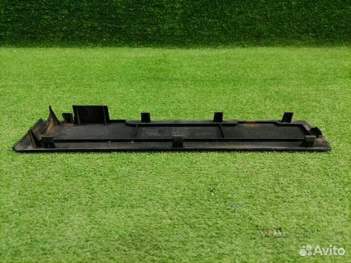 Крышка двигателя Opel Astra H Z16XER 2007