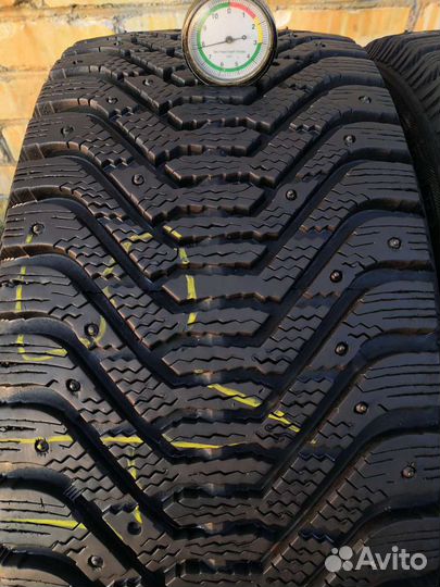 Goodyear UltraGrip 500 235/45 R17