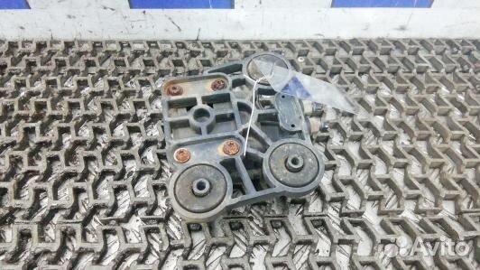 Клапан пневмоподвески land rover range rover 3 (UM