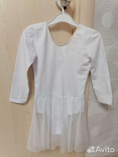 Гимнастический купальник с юбкой