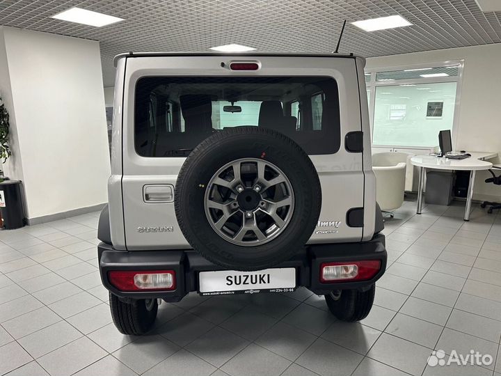 Suzuki Jimny 1.5 AT, 2024