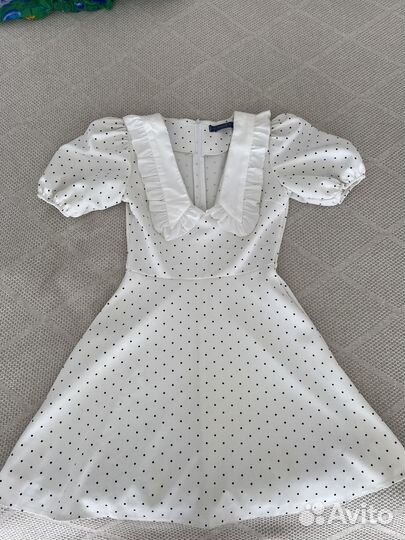 Платье s