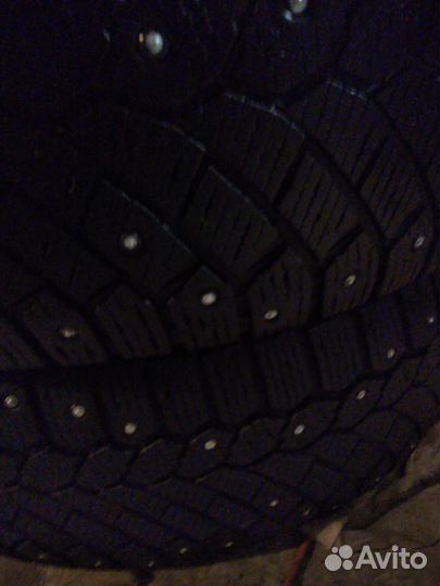 Continental ContiIceContact 4x4 235/65 R17