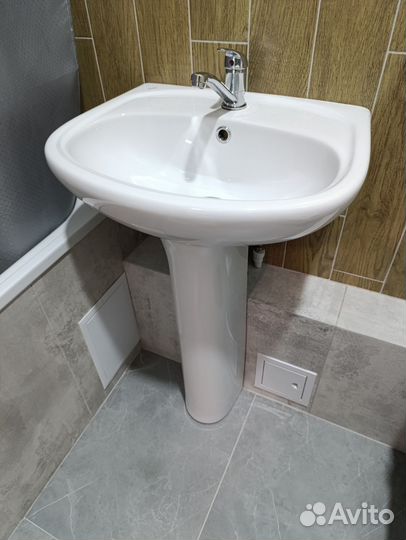 Раковина в идеальном состоянии от застройщика