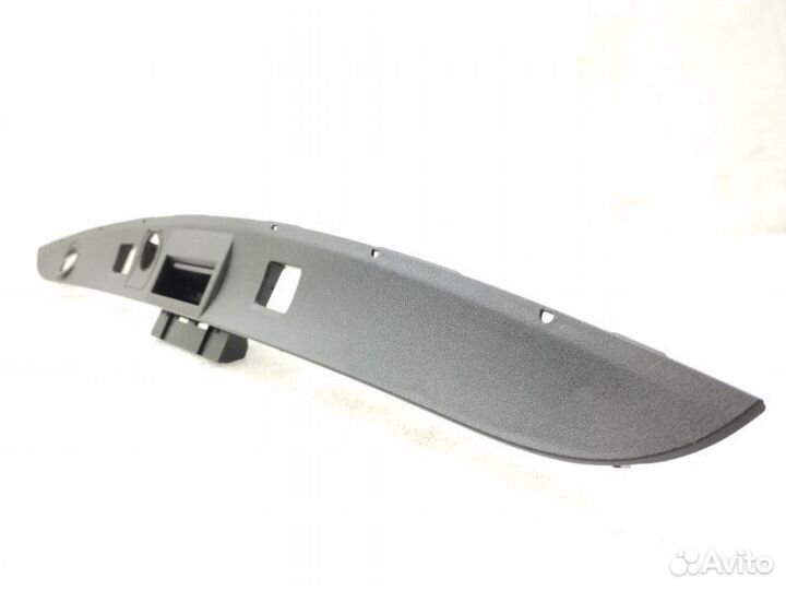 Накладка крышки багажника Mercedes-Benz Cls-Class