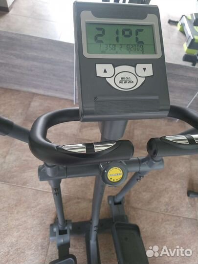 Эллиптический тренажер torneo Festa