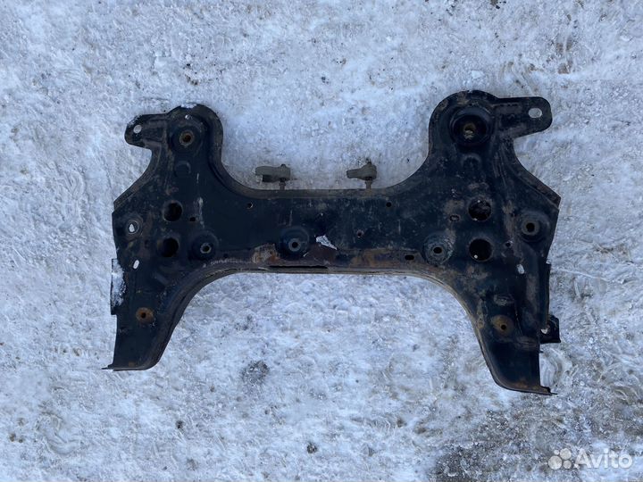 Передний подрамник Chevrolet Cobalt