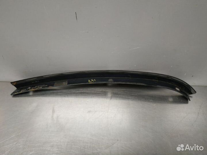 Накладка крыла задняя правая Jeep Grand Cherokee