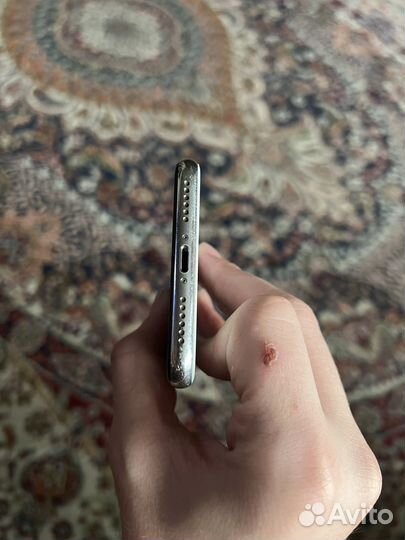iPhone X, 64 ГБ
