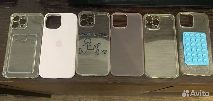 Чехолы на iPhone 13 и чехлы для наушников