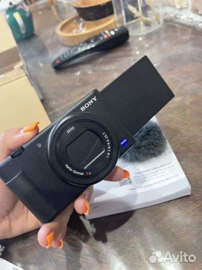 Камера sony ZV-1