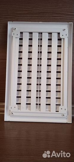 Вентиляционная регулируемая решетка