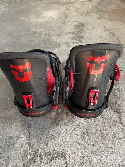 Крепления для сноуборда M-L Union The Contact