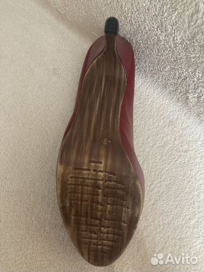 Туфли женские 39 размер красные