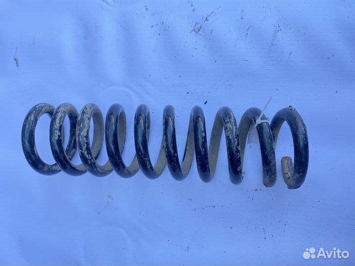 Пружина задняя SsangYong Rexton I (2001—2009) RJN