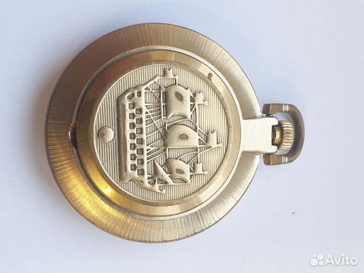 Часы ракета карманная рассыпуха и др. часы 2209