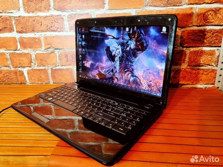 DNS A15HC-Pentium 2020 \ 4 Озу \ GeFoce GT 630M