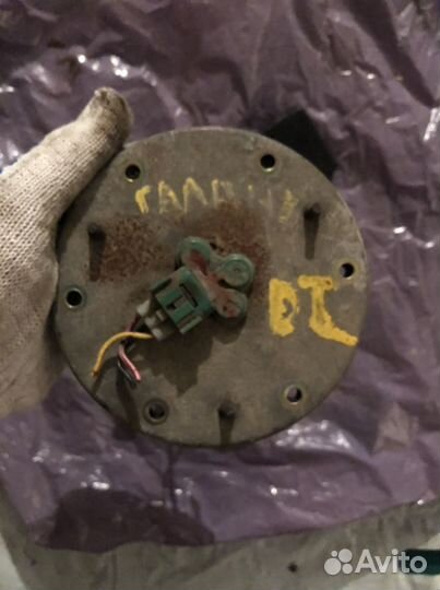 Верхняя крышка топливного насоса и дут Mitsubishi