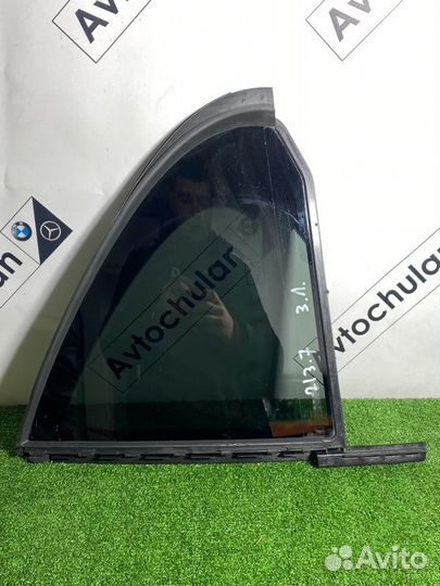 Форточка двери задняя левая Mercedes-Benz E-Class