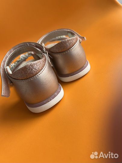 Босоножки для девочки
