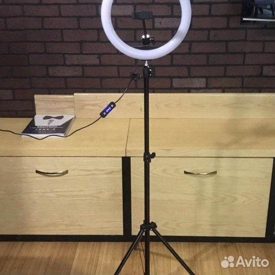 Кольцевая лампа 33см