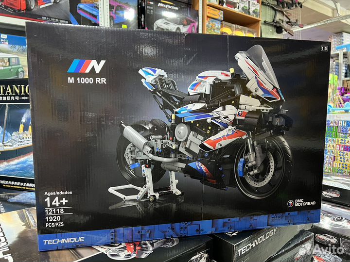 Конструктор Technic BMW M1000 12118