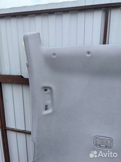 Обшивка потолка на Hyundai Solaris 2