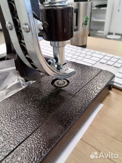 Пресс для установки люверсов