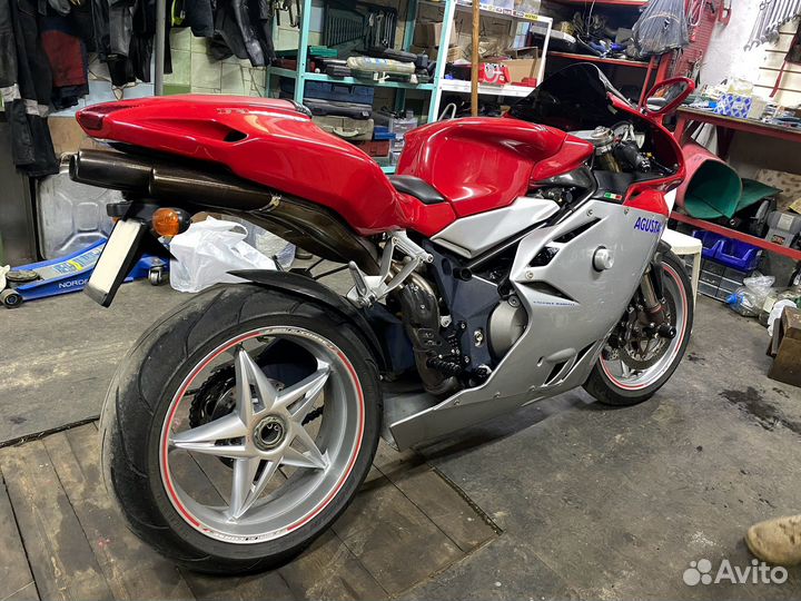 MV Agusta F4 1000