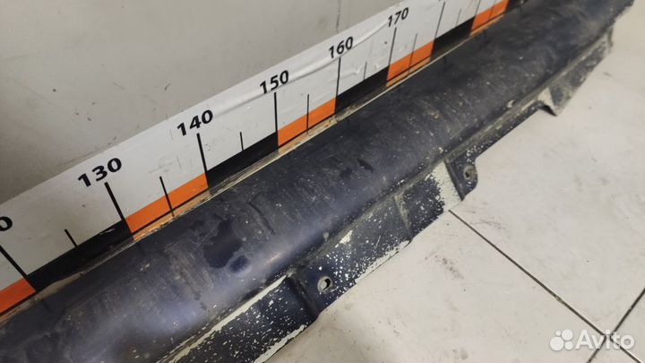 Накладка на левый порог Toyota Avensis 2 T250