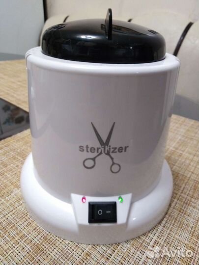 Стерилизатор для маникюрных инструментов