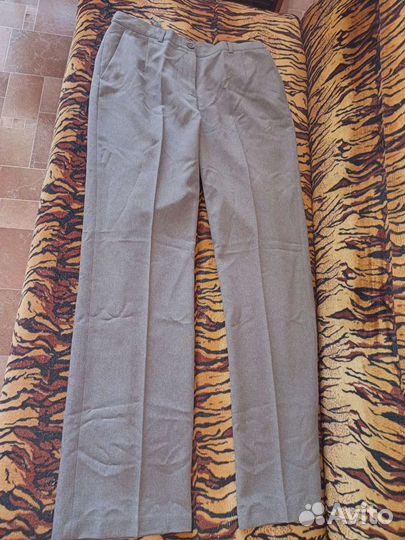 Брючный костюм женский новый