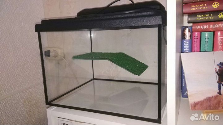 Террариум для рептилий 25л с крышкой и лампой
