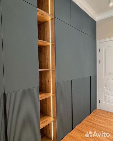 Шкаф распашной с фрезерованными фасадами