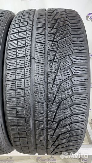 Hankook Winter I'Cept Evo2 W320A SUV 295/35 R23 108W