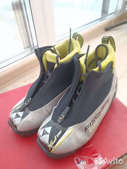 Детские лыжные ботинки Fisher, 33 размер