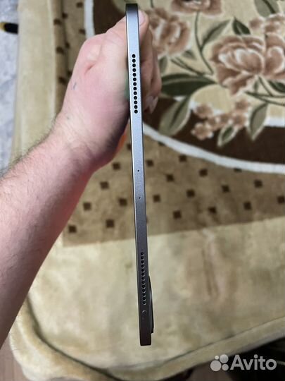 Айпад 11про 2 поколение 512гб