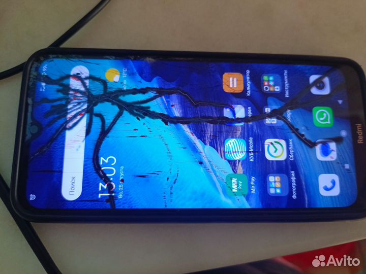 Xiaomi Redmi 8, 4/64 ГБ