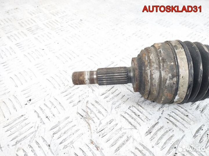 Полуось передняя правая Renault Sandero 8200499306