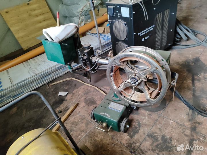 Автомат для автоматической сварки под флюсом